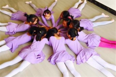 舞動人生，讓孩子贏在自信的起跑線——天天藝術(shù)培訓(xùn)中心舞蹈培訓(xùn)課程全揭秘